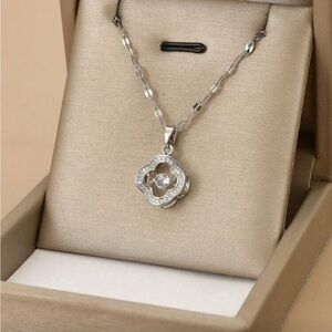 Elegant Silver Pendant Necklace